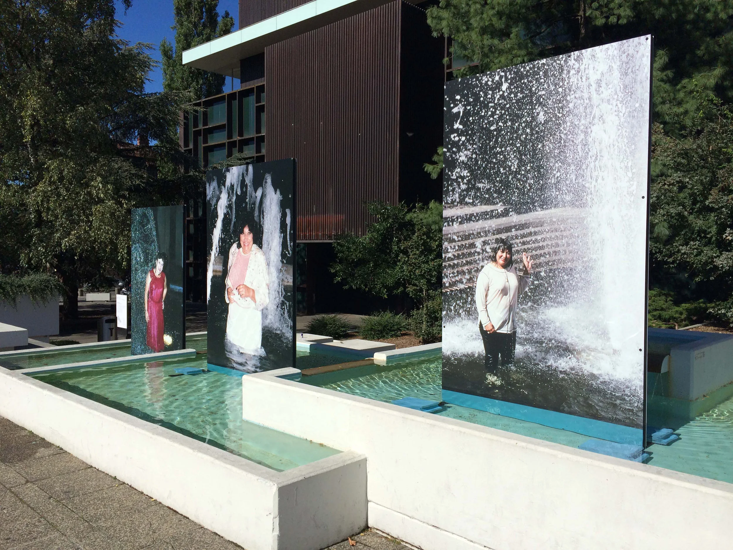 In almost every picture #11 — ERIK KESSELS